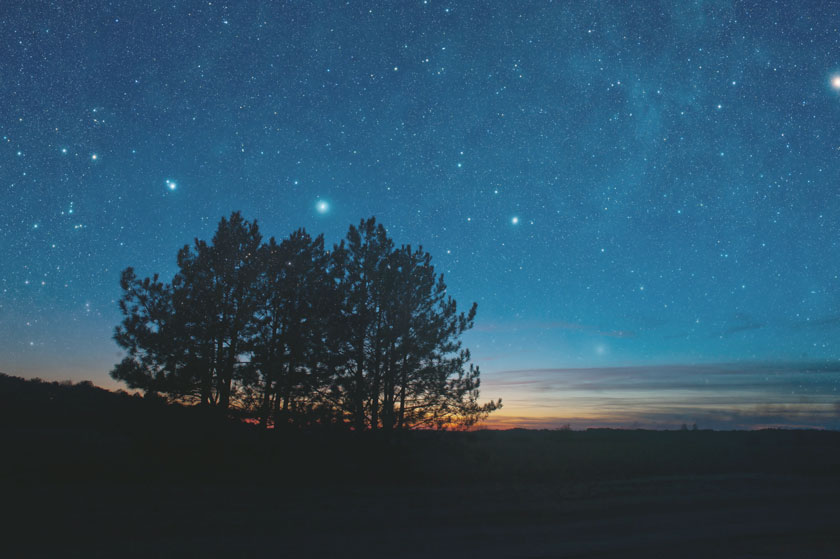 【ホームスター】家の中でキレイな星空を眺める方法はプラネタリウムに限る